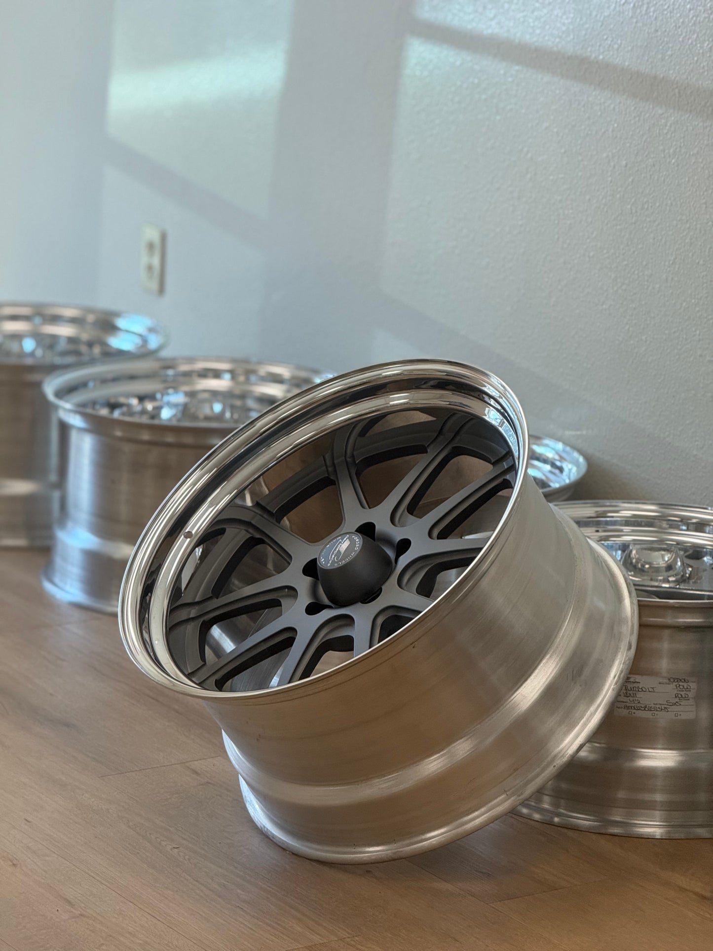 Billet Specialties Dynamic - 20” Matte Gun Metal center