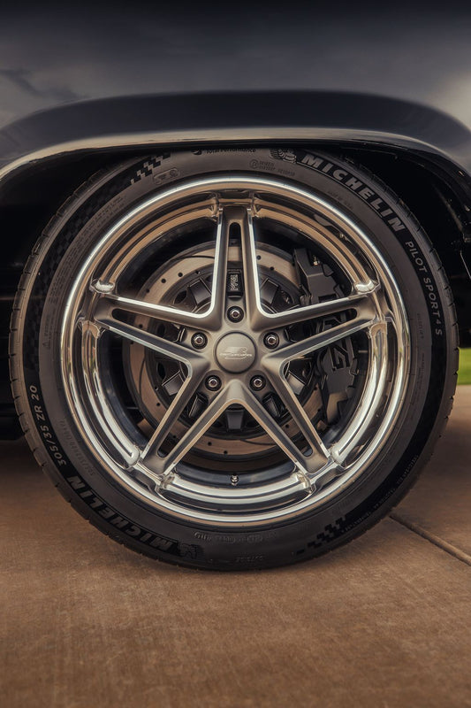 Billet Specialties Starliner - 20” Matte Gun Metal center