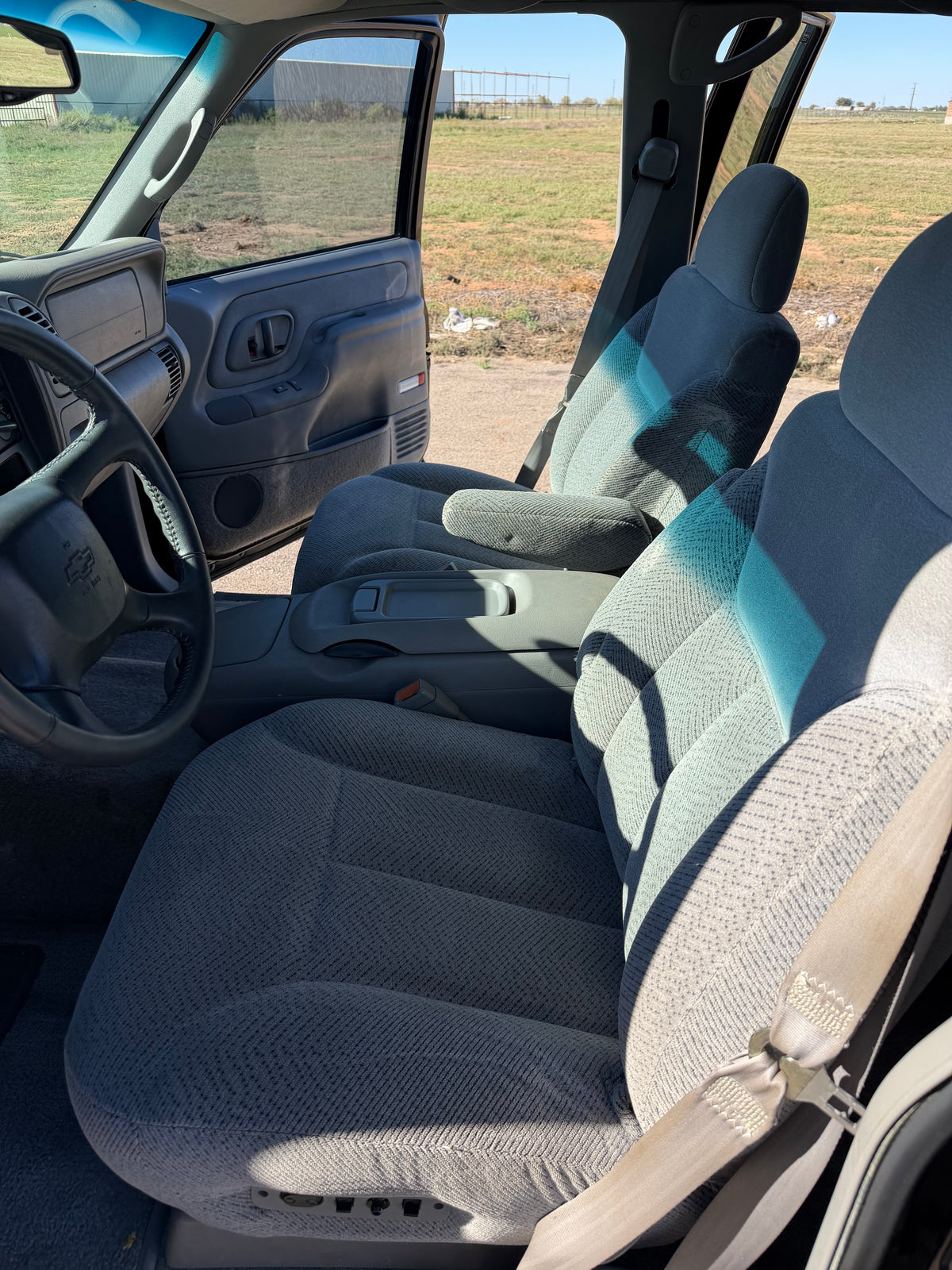 ‘99 Chevrolet Tahoe 4 door