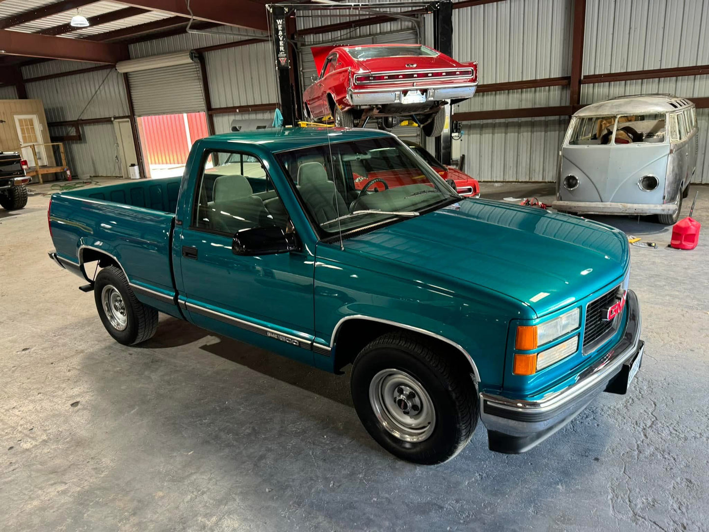 ‘95 GMC Sierra 1500 w/ 19K miles