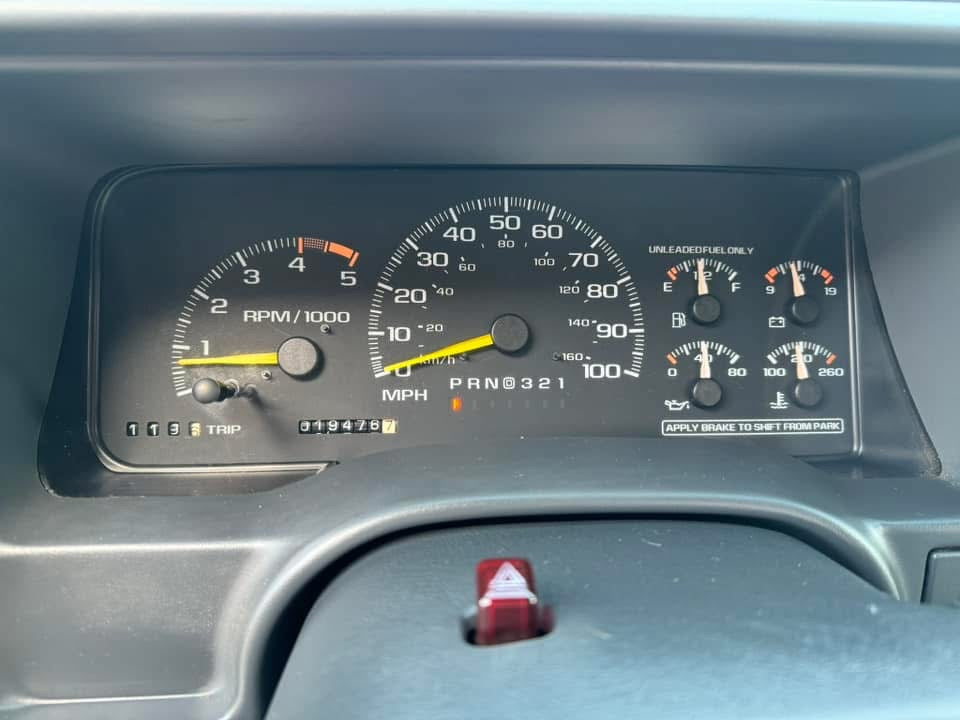 ‘95 GMC Sierra 1500 w/ 19K miles