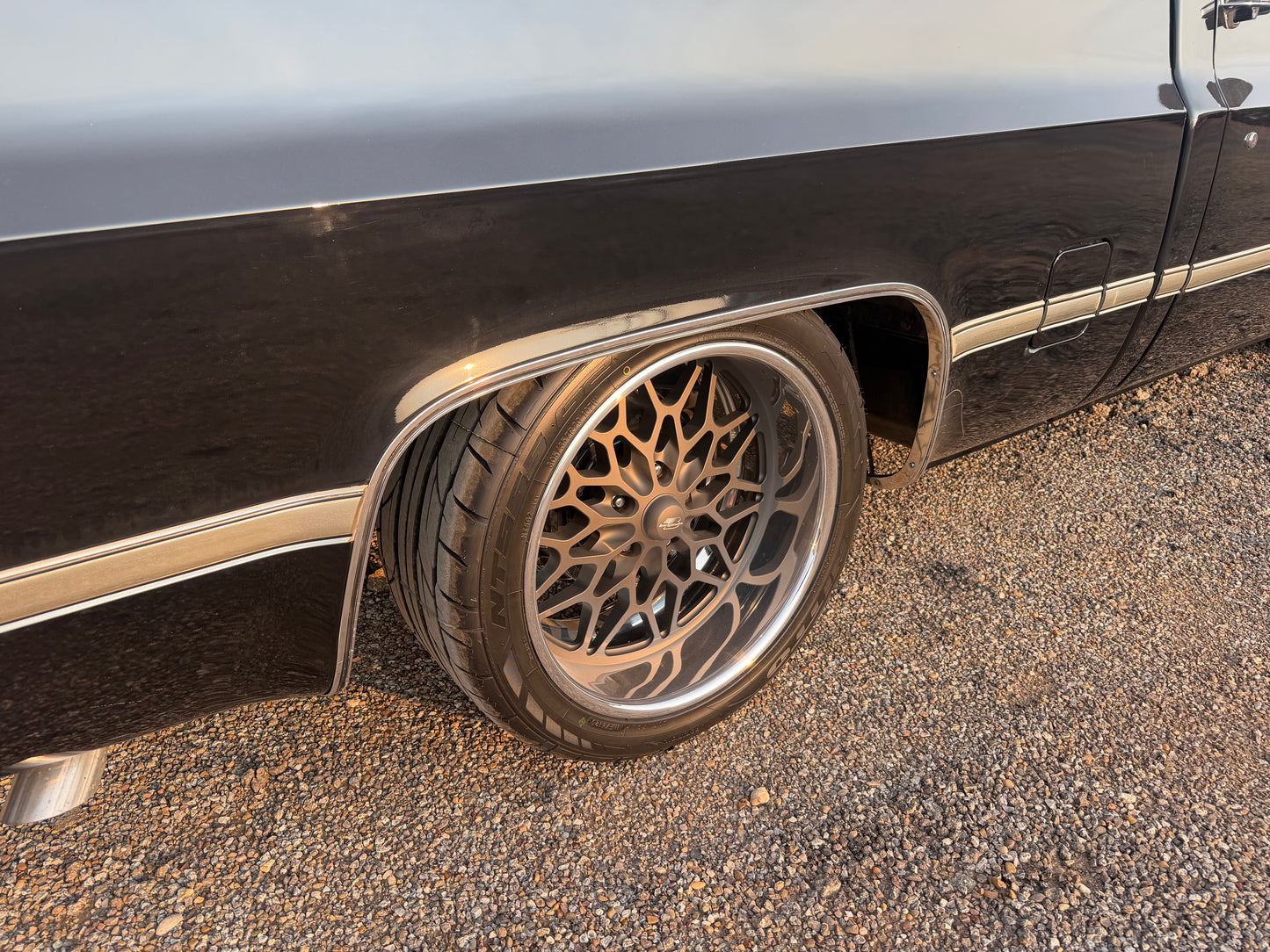Billet Specialties Bandit - 20” Matte Bronze center