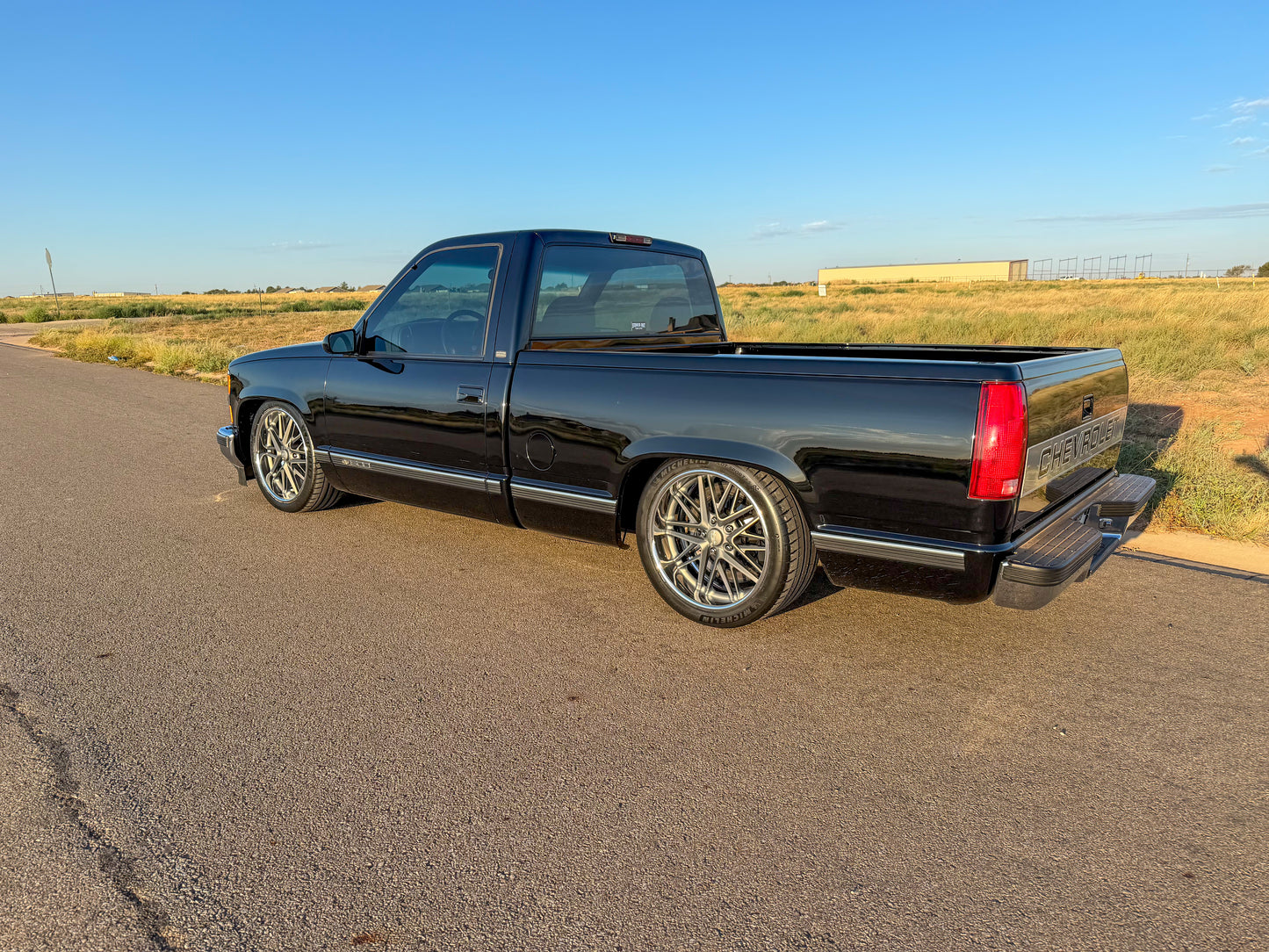Billet Specialties Innovator - 20” Matte Gun Metal center