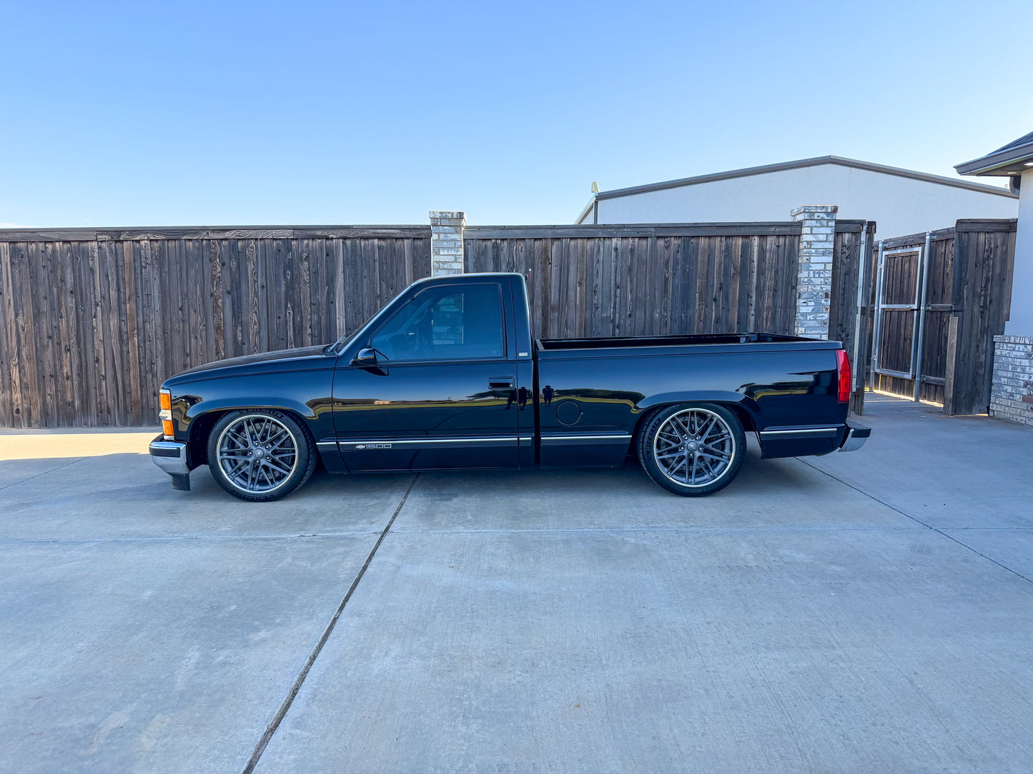 Billet Specialties Innovator - 20” Matte Gun Metal center
